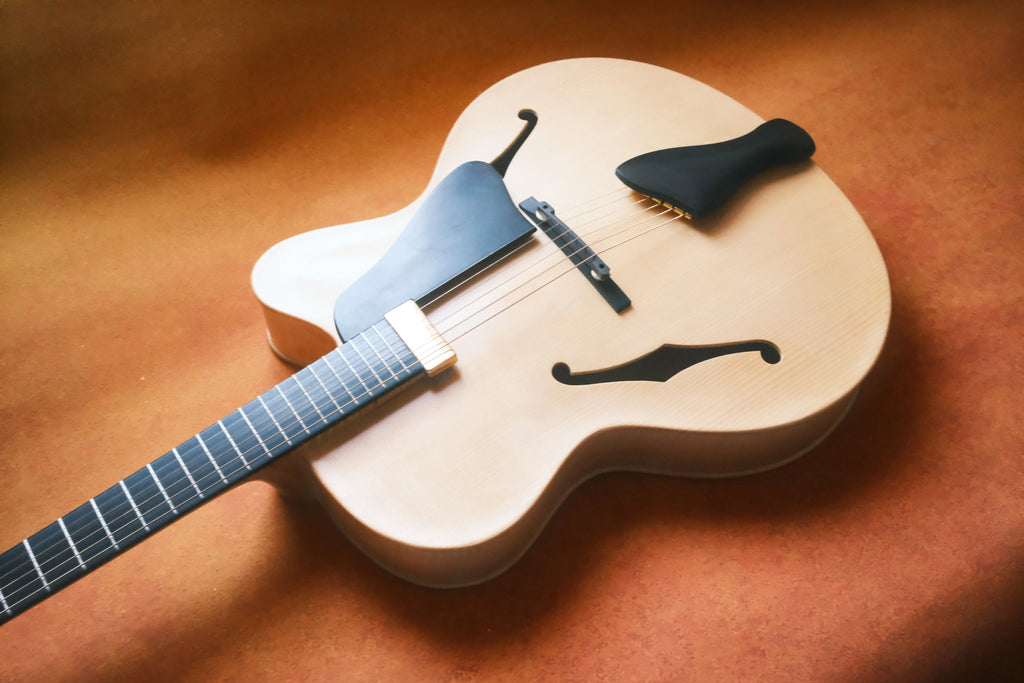 Yunzhi YZ-19NYL Handcrafted 17" Jazz Electric Guitar 6-String Carved Solid Hollow Body Violin Style Spruce Top Maple Neck Ebony