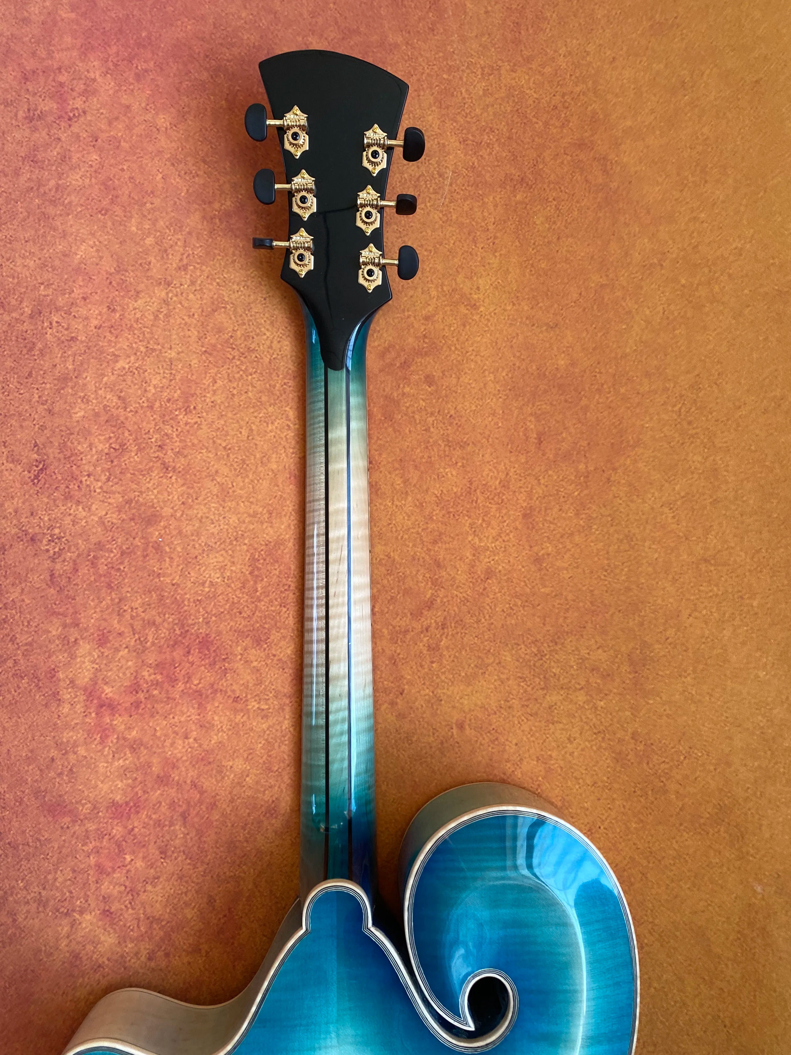 Handmade Custom Archtop Jazz Guitar-Big Mandolin Style Nitro Blue Yunzhi 6 Strings Fully Maple Back Spruce Top Ebony Brass