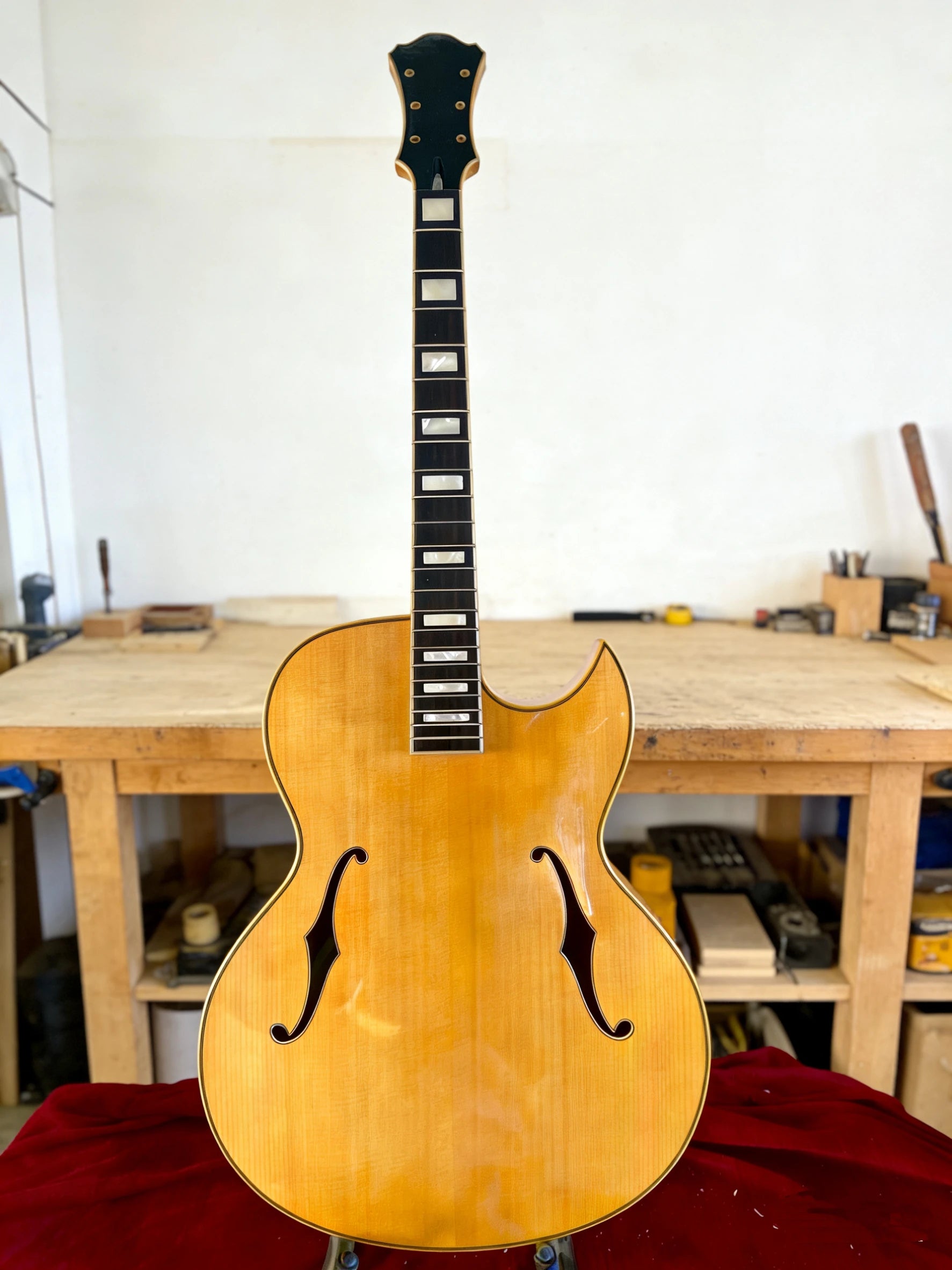 Luthier Handcrafted 16'' Electric Archtop Jazz Guitar Flamed Maple Cutaway Hollow Body Golden Spruce Top/Ebony Professional