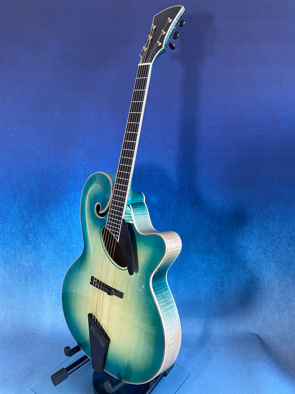 Handmade Custom Archtop Jazz Guitar-Big Mandolin Style Nitro Blue Yunzhi 6 Strings Fully Maple Back Spruce Top Ebony Brass