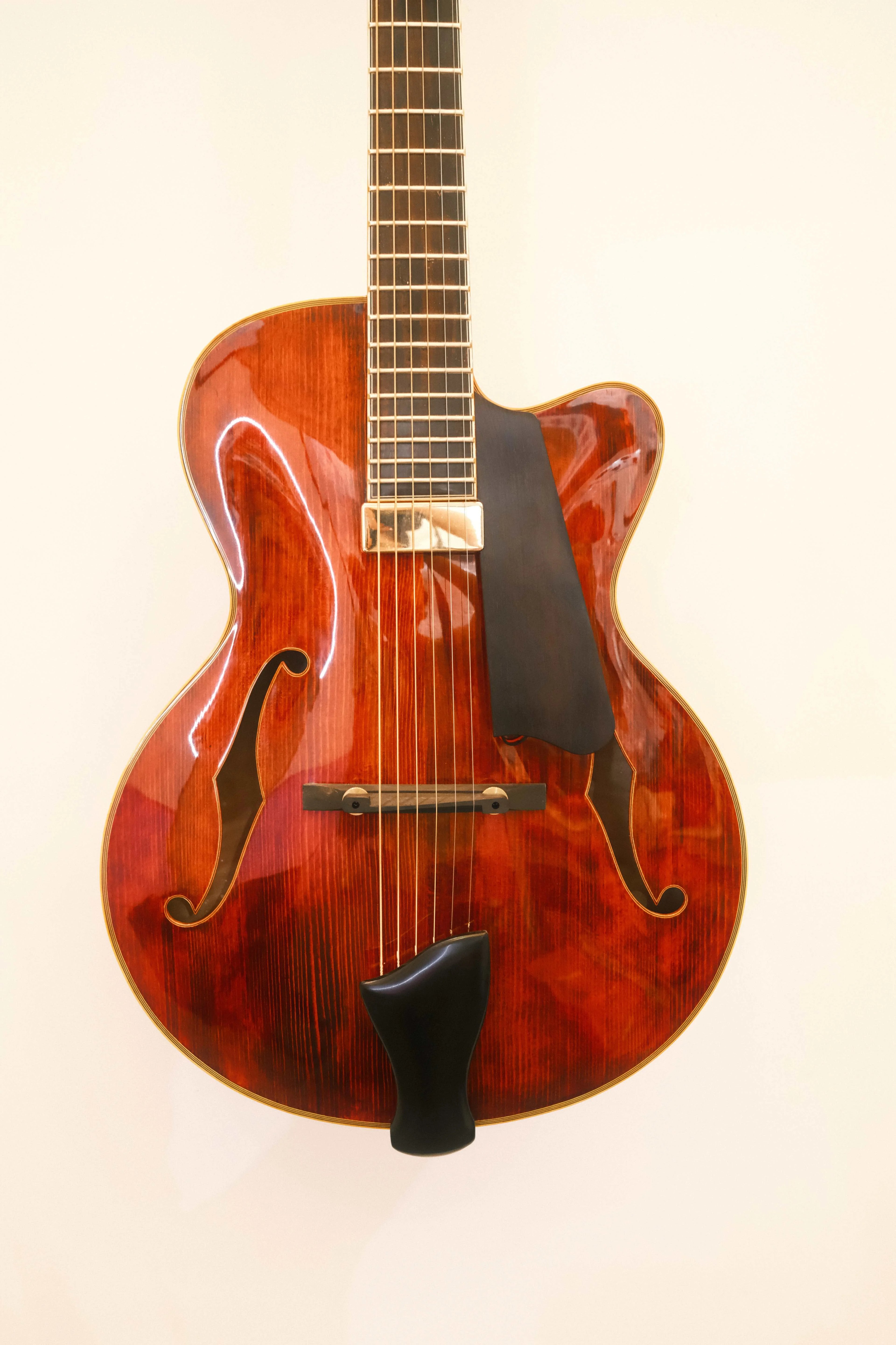 Yunzhi Luthier Handcrafted 15" Electric Guitar Flamed Maple Hollow Body Archaize Spruce Top Ebony Fingerboard Professional H/S