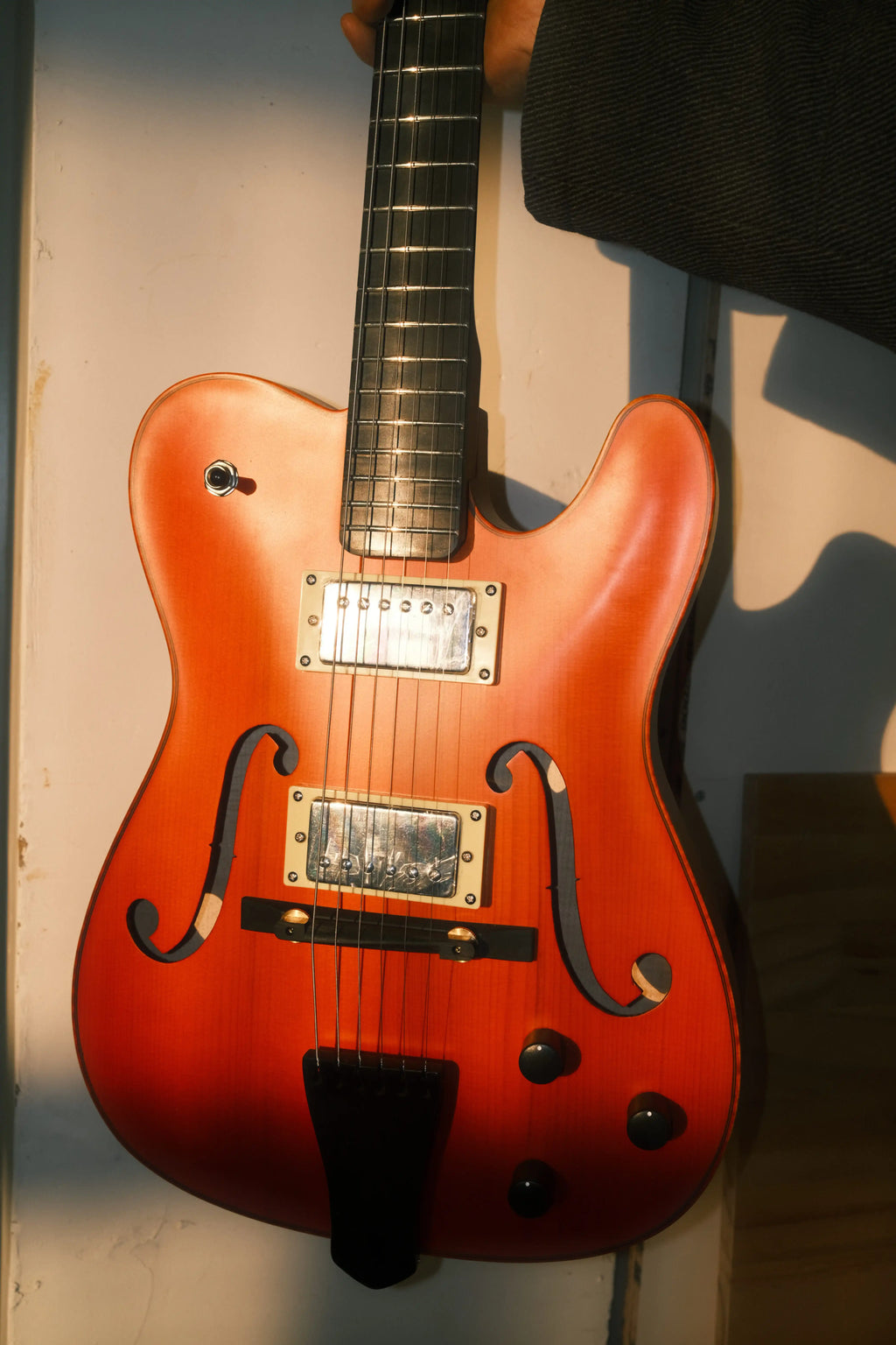For Violinstyle Customizable Electric Guitar for Type Carved Maple Spruce Top Jazz Hollow Body Archtop Ebony