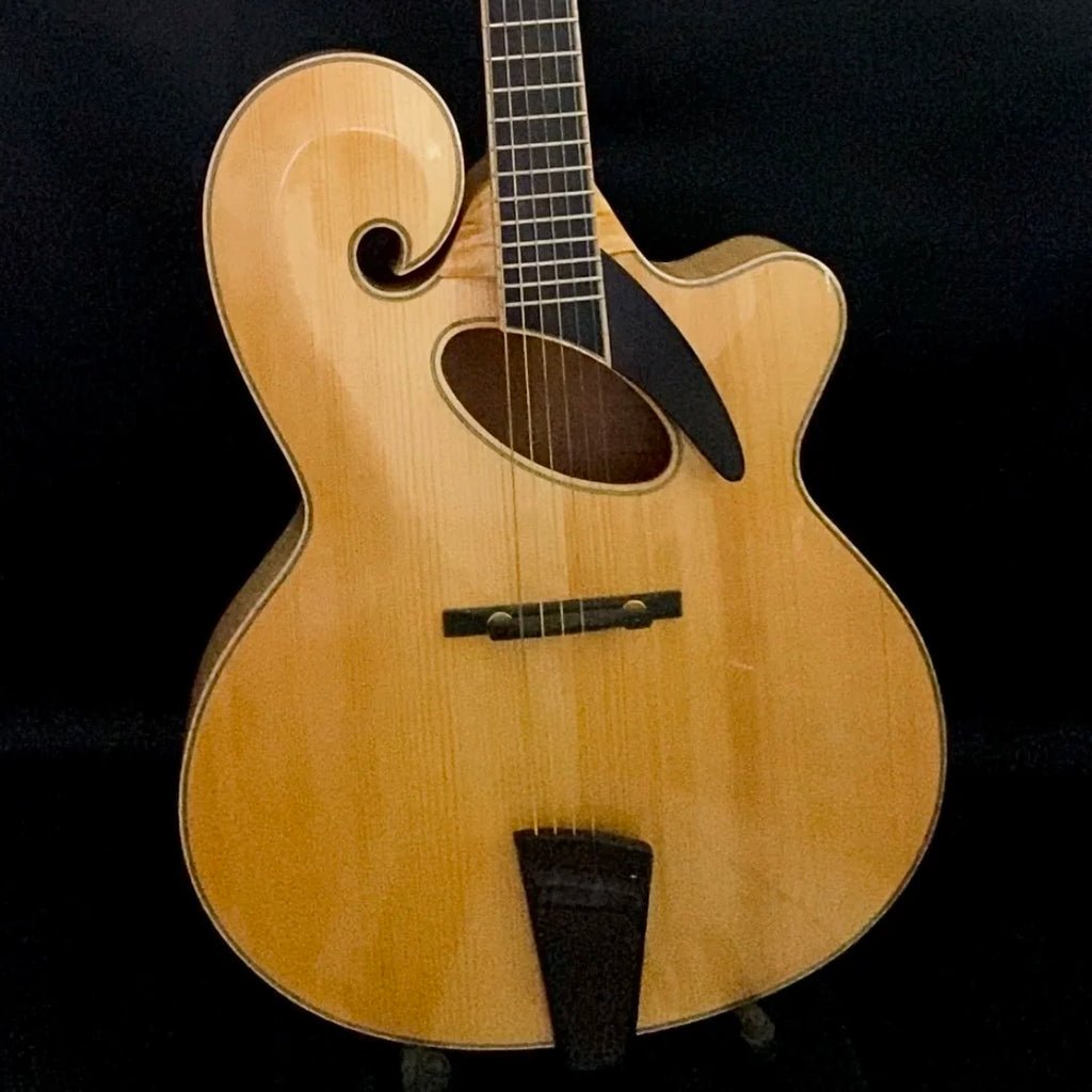 Yunzhi YZ-bml Handmade 18Inch Jazz Archtop Acoustic Guitar Gloss Finish Handcrafted Hollow Body Flamed Maple Customizable Ebony