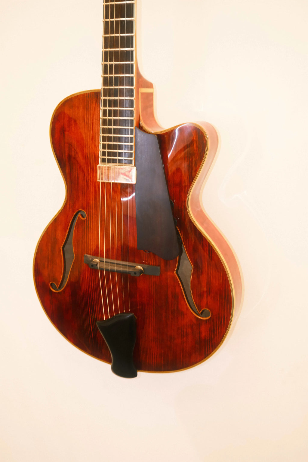 Yunzhi YZ-19NYL Luthier Handcrafted 15" Jazz 6-String Electric Guitar Flamed Maple Hollow Body Archaize Spruce Top Ebony Brown