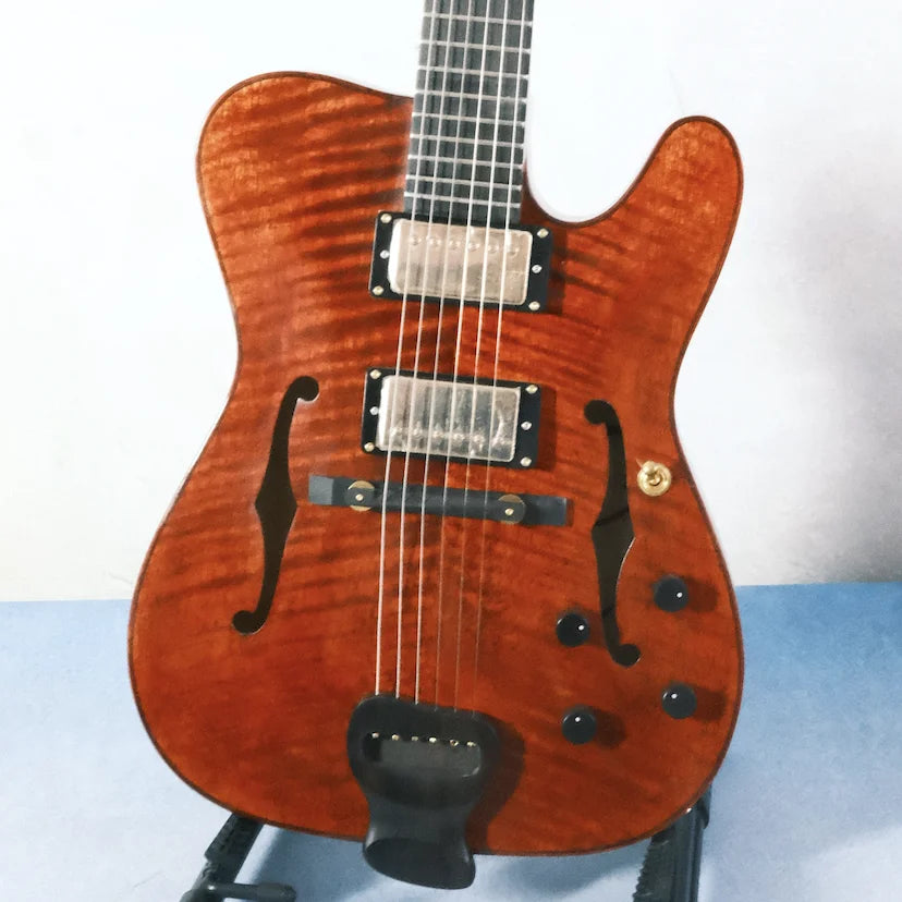 Violinstyle Yunzhi Archtop Customizable Electric Guitar with Carved Maple Spruce Top H/S Pickup 6 Strings Ebony Fretboard