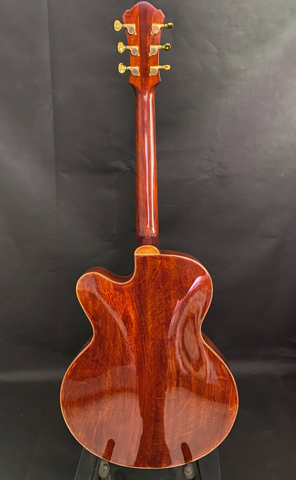 Yunzhi 16-Inch Mahogany Electric Archtop Guitar Handcrafted Solidwood Hollow Body Customizable Eastman Jazz with Ebony Finish