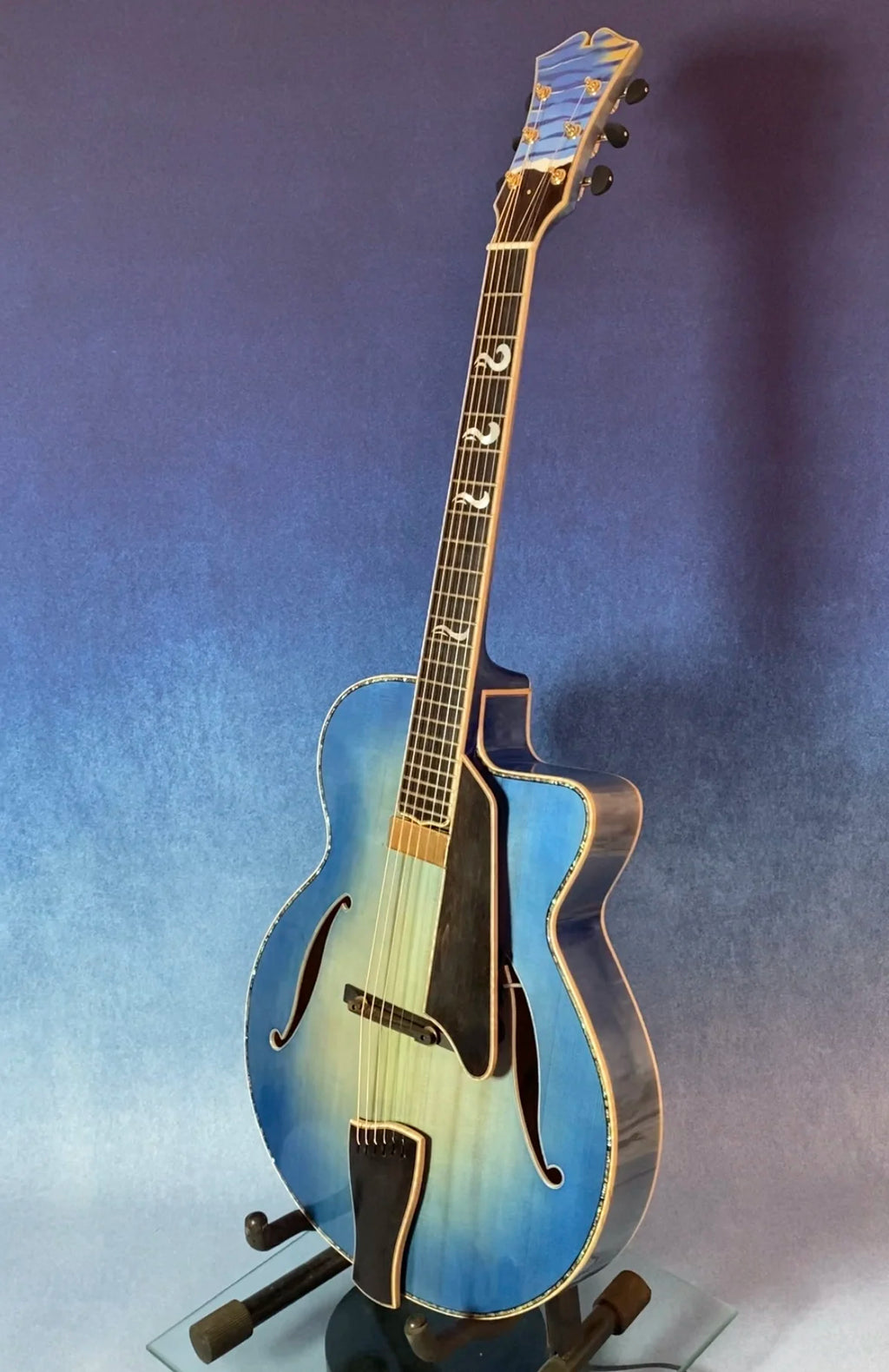 Handcrafted Blue Nitrocellulose Lacquer Glossy Finish Archtop Jazz Guitar Ebony Fingerboard Hollow Body Carved Maple 6-String