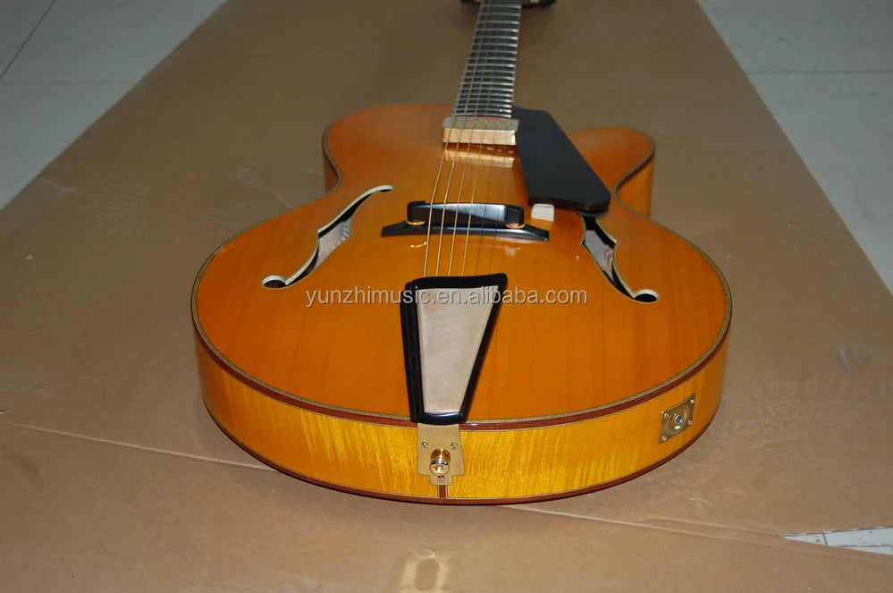 Yunzhi Jazz Guitar Cutaway Electric Archtop Hollow Body with Flamed Maple Ebony Fingerboard-Golden Customizable