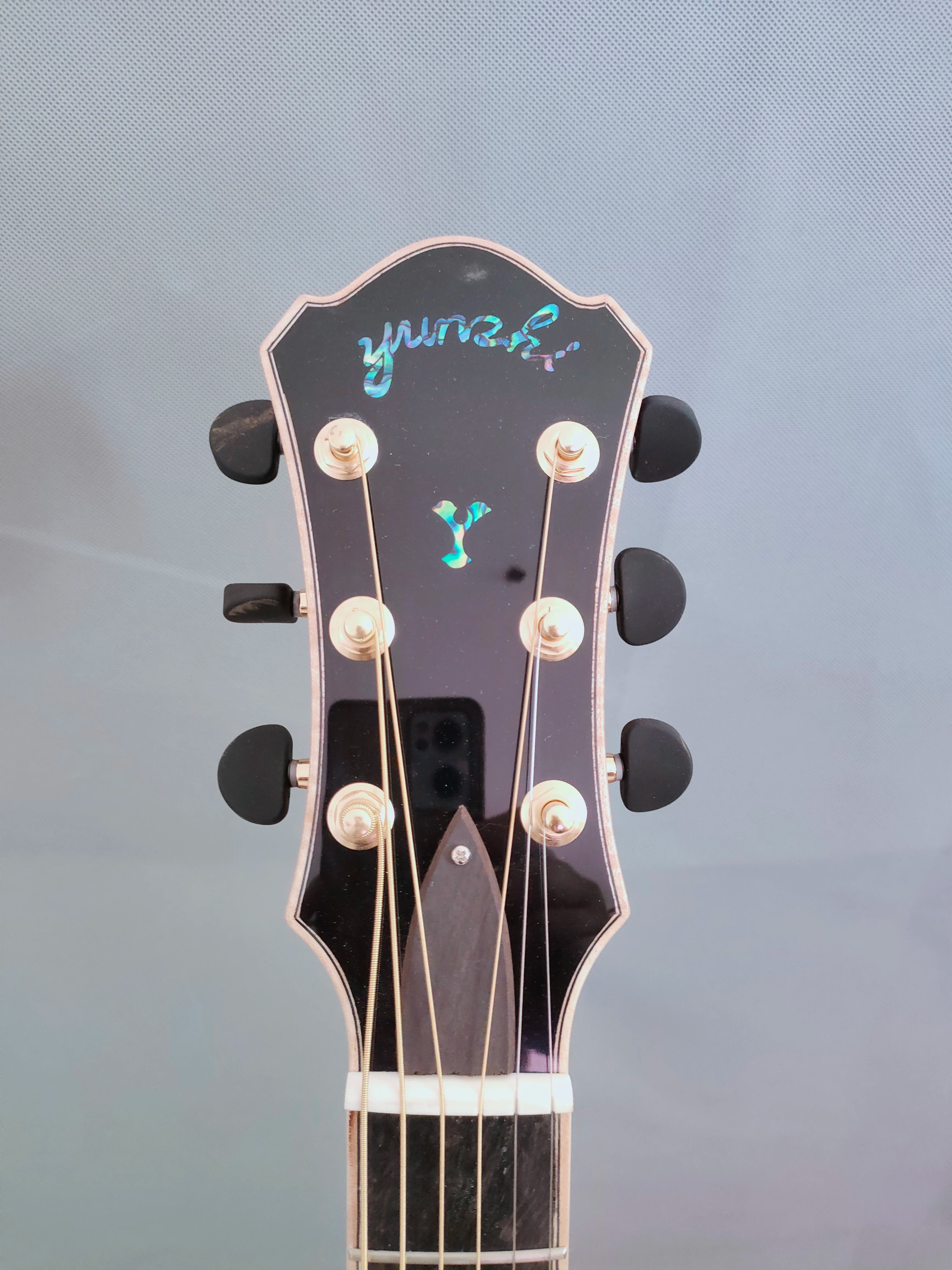 Yunzhi Fully Customizable Electric Guitar Handmade Basswood Body Spruce Top Maple Neck Ebony Fingerboard 6-String Gloss Finish
