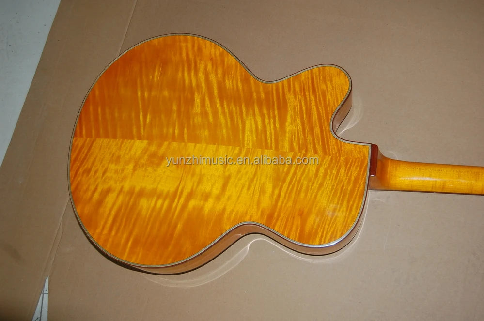 Yunzhi Jazz Guitar Cutaway Electric Archtop Hollow Body with Flamed Maple Ebony Fingerboard-Golden Customizable