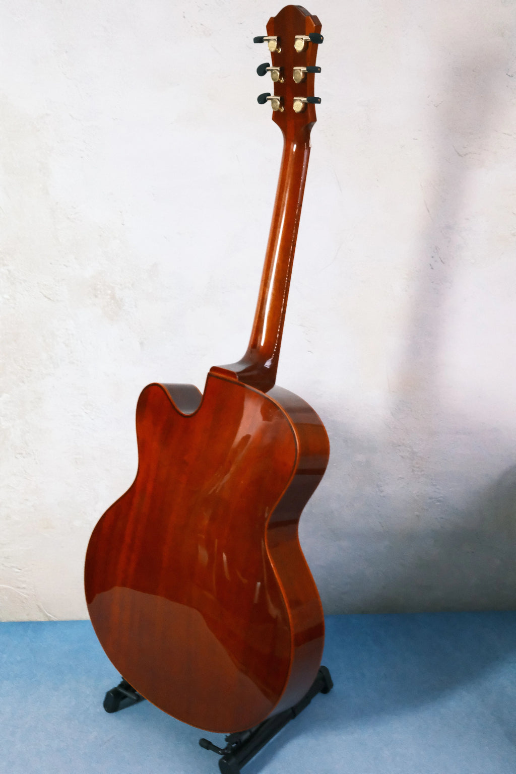 Luthier Handcrafted 17" Electric Guitar Maple Neck Solid Mahogany Hollow Body Violin Style Spruce Top Ebony Professional Custom