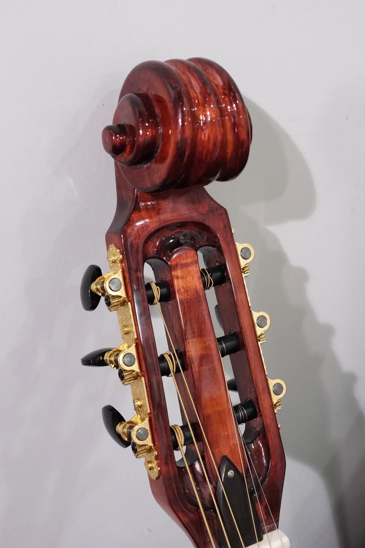Yunzhi YZ-19NYL Luthier Handcrafted 16" Jazz Electric Archtop Mahogany Hollow Body Gloss Ebony Fingerboard Spruce Sunset