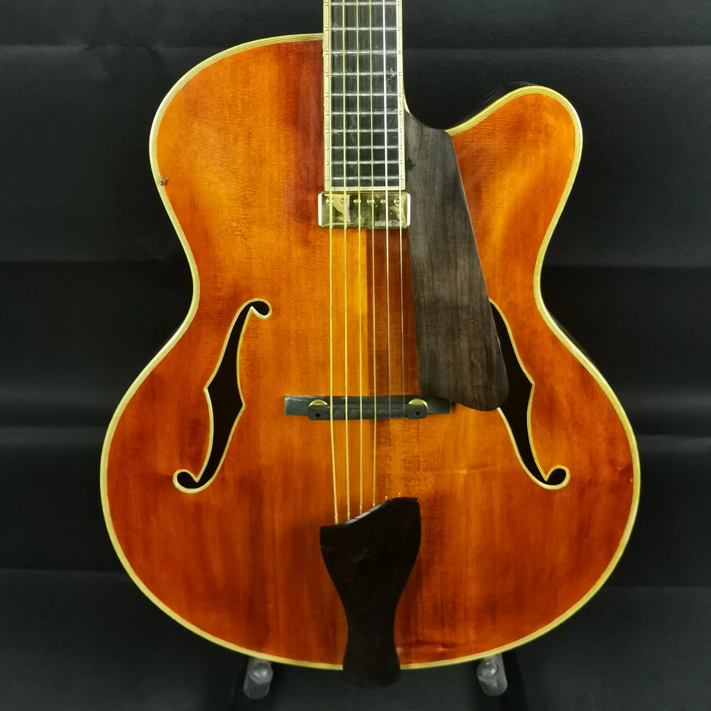 Handmade 16-Inch Hollow Flamed Maple Archtop Spruce Top Mahogany Body Electric Jazz Guitar Ebony Fingerboard Discount Cutaway