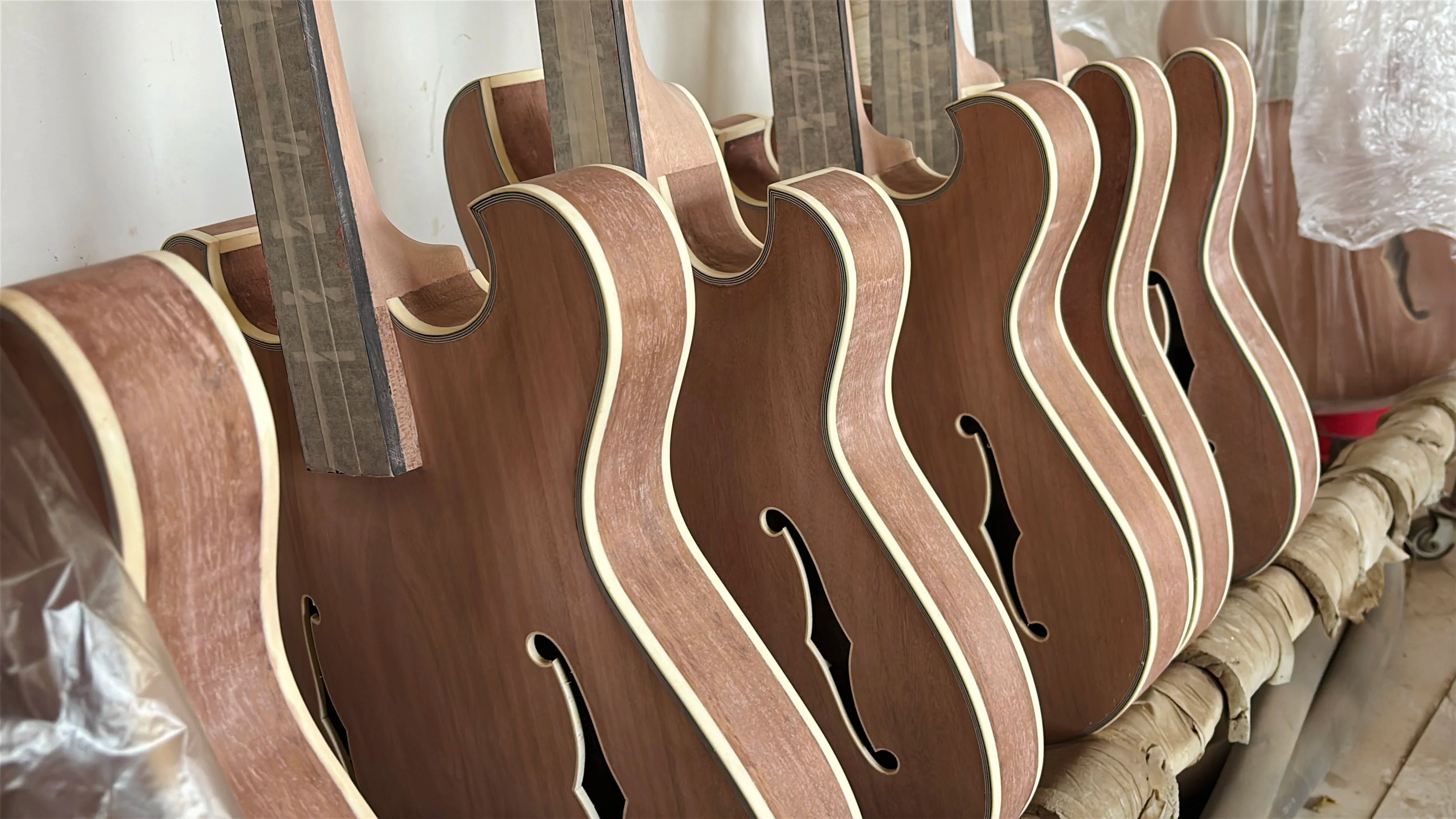 Handmade Archtop Languedoc Style Jazz Guitar-Luthier Guitar Kits Spruce Top Ebony Carved Mahogany Body Professional Electric